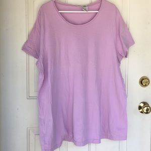 MATERNITY plus size tee.
